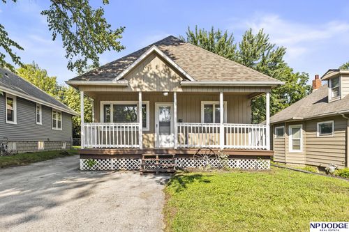 3324 N 59 Street, Omaha, NE, 68104 | Card Image