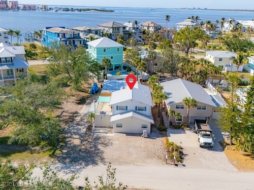 841/843 South Street, FORT MYERS BEACH, FL, 33931 | Card Image