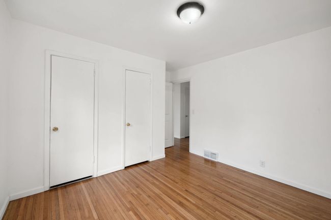 1119 6 Th St E, House other with 5 bedrooms, 2 bathrooms and null parking in Saint Paul MN | Image 11