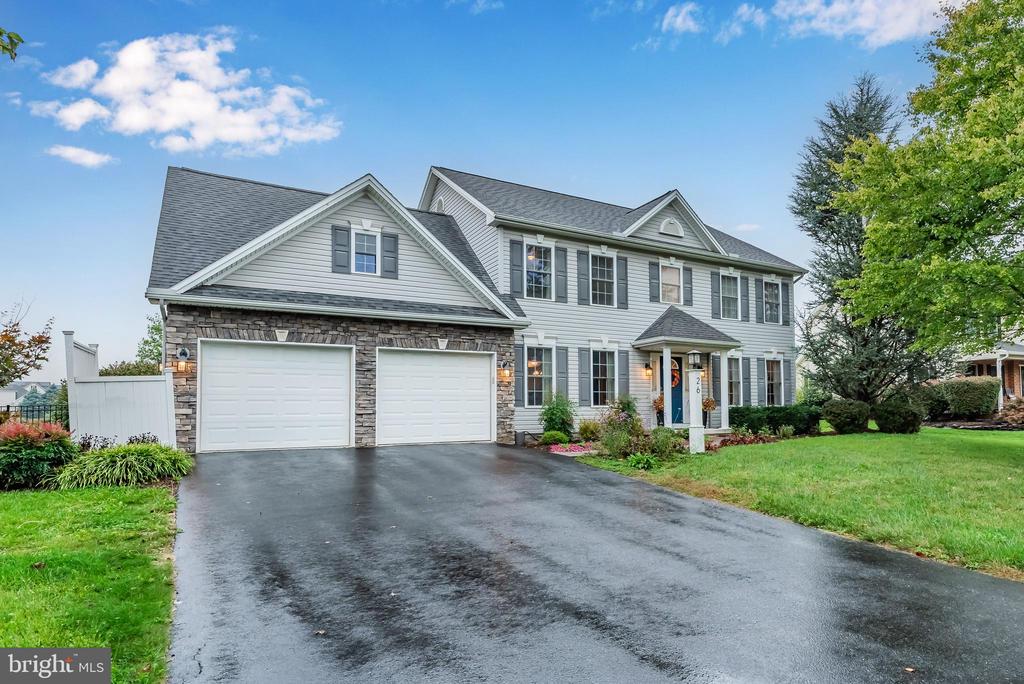 Silver Maple Dr, Boiling Springs, PA 17007