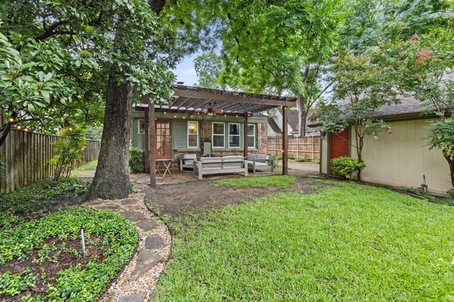 5526 Merrimac Ave, House other with 2 bedrooms, 2 bathrooms and null parking in Dallas TX | Image 23