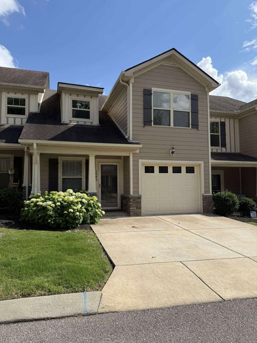 1045 Neeleys Bnd, Spring Hill, TN, 37174-2970 | Card Image