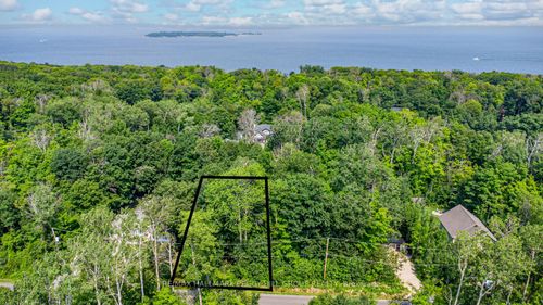 81 Wozniak Rd, Penetanguishene, ON, L9M1W6 | Card Image