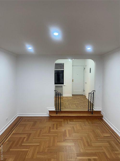 apt-4b-2962 Decatur Ave, Bronx, NY, 10458-2335 | Card Image