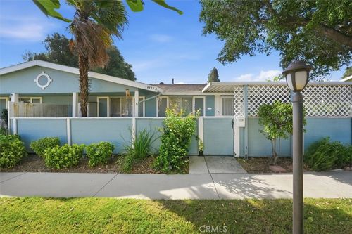 a-19220 Avenue Of The Oaks, Newhall, CA, 91321-1415 | Card Image