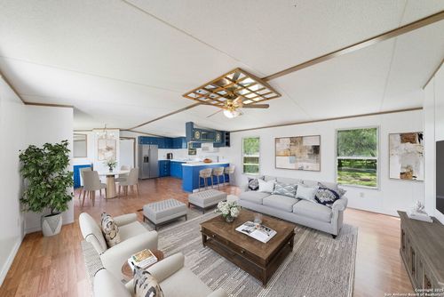 9530 Cross Rdg, San Antonio, TX, 78263-6212 | Card Image