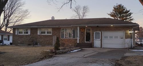 4351 Maple Dr, Galesburg, IL, 61401-9511 | Card Image