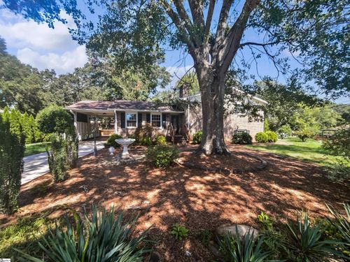 4 Delray Cir, Greenville, SC, 29617-3111 | Card Image