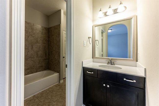 10318 Easterly Ln, House other with 4 bedrooms, 3 bathrooms and 3 parking in Cypress TX | Image 32