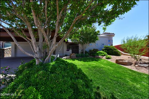 6320 Franklin Desert Dr, El Paso, TX, 79912-8160 | Card Image