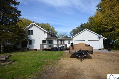18015 586th Ave, Mankato, MN, 56001-8491 | Card Image