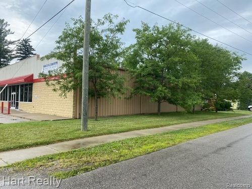 2941 Main St, Marlette, MI, 48453-1110 | Card Image