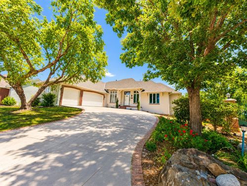 8253 E Oxford Ct, Wichita, KS, 67226-1855 | Card Image