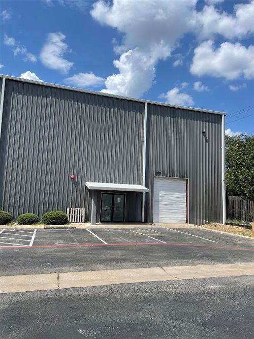 1220 Toro Grande Dr, Cedar Park, TX, 78613-6957 | Card Image