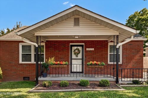 1925 Trotter Ave, Knoxville, TN, 37920-3419 | Card Image