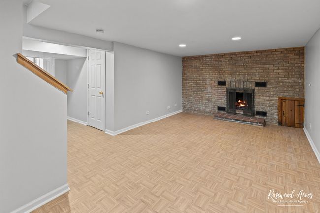 902 W Downer Pl, House other with 2 bedrooms, 2 bathrooms and 1 parking in Aurora IL | Image 15