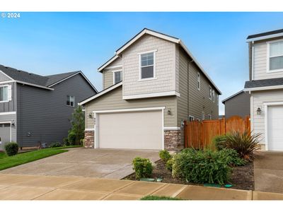 907 S 24 Th Ave, House other with 3 bedrooms, 2 bathrooms and 2 parking in Cornelius OR | Image 2