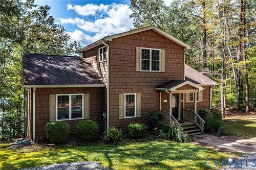 578 High Point Trl, Heathsville, VA, 22473-3560 | Card Image