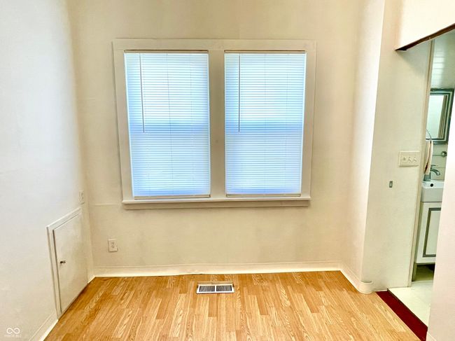 Living Room | Image 22