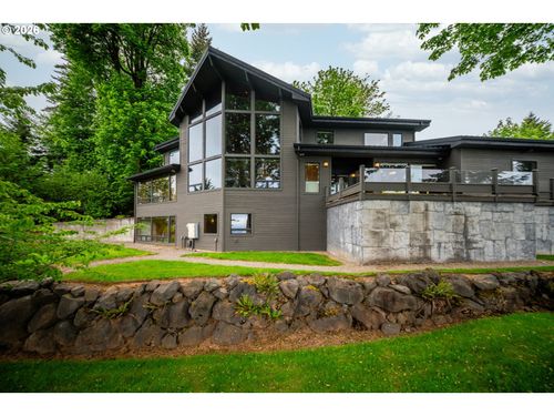 813 Varsity Rd, Kalama, WA, 98625-9824 | Card Image