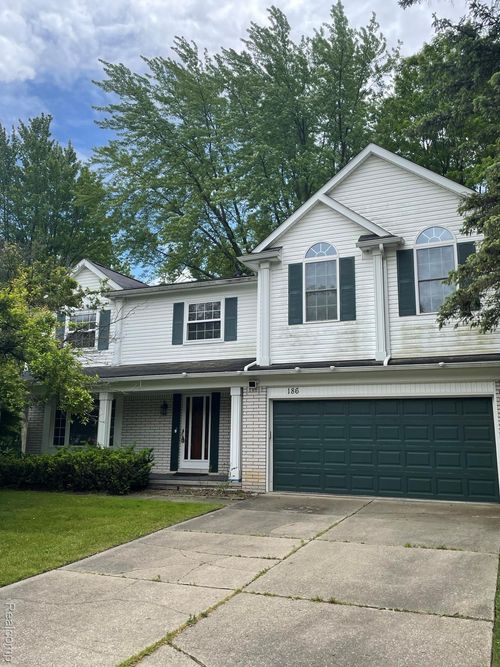 186 Randall Dr, Troy, MI, 48085-5526 | Card Image