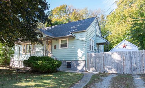 315 E Highland St, Albion, IN, 46701-1227 | Card Image