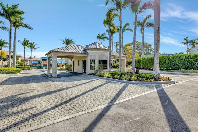 UNIT-402 - 15 Royal Palm Way, Condo with 2 bedrooms, 2 bathrooms and null parking in Boca Raton FL | Image 41