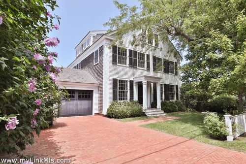 54 Fuller St, Edgartown, MA, 02539-8047 | Card Image