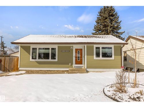 11924 141 St Nw, Edmonton, AB, T5L2E9 | Card Image