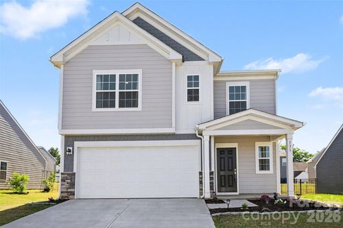 131 Watauga Pl, Statesville, NC, 28625-2845 | Card Image