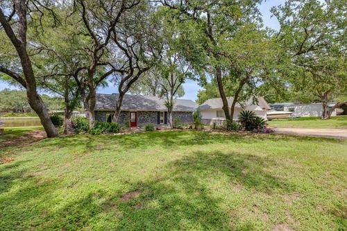 214 Island Lodges Dr, Buchanan Dam, TX, 78609-4202 | Card Image