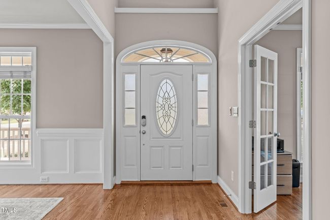 Two Story Foyer | Image 5