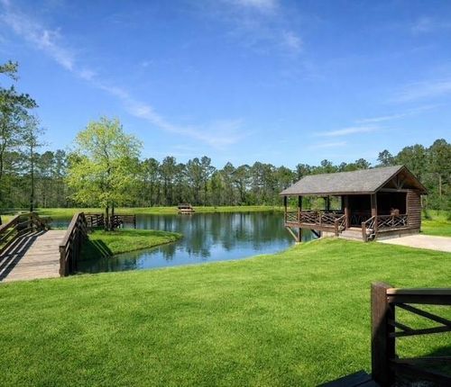214 Hunters Hill Rd, Oakhurst, TX, 77359 | Card Image