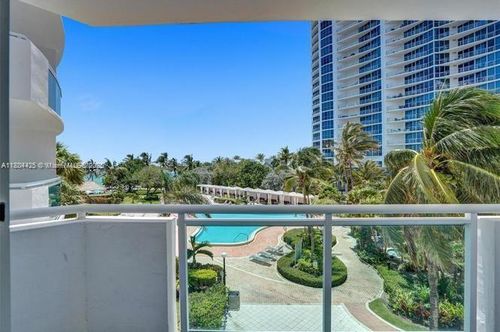apt-321-3001 S Ocean Dr, Hollywood, FL, 33019-2864 | Card Image
