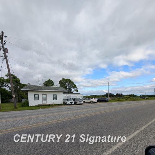 3602 Sheridan Rd, Saginaw, MI, 48601-5015 | Card Image