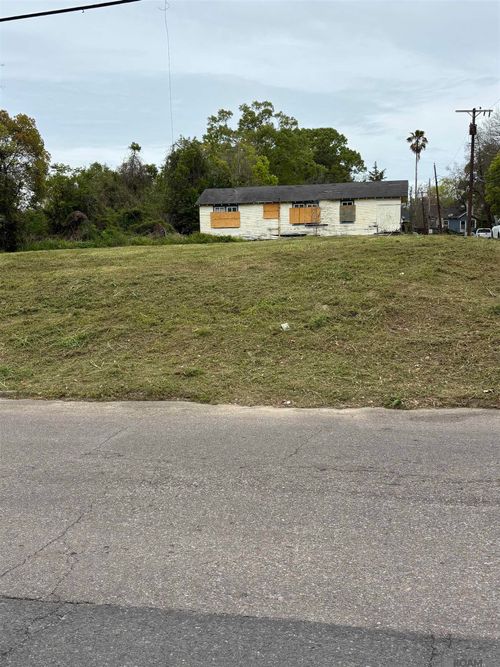 1823 Terrace Ave, Baton Rouge, LA, 70802-4137 | Card Image