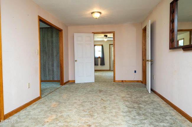 121 Dee Runion Rd, House other with 2 bedrooms, 2 bathrooms and null parking in Jonesborough TN | Image 24