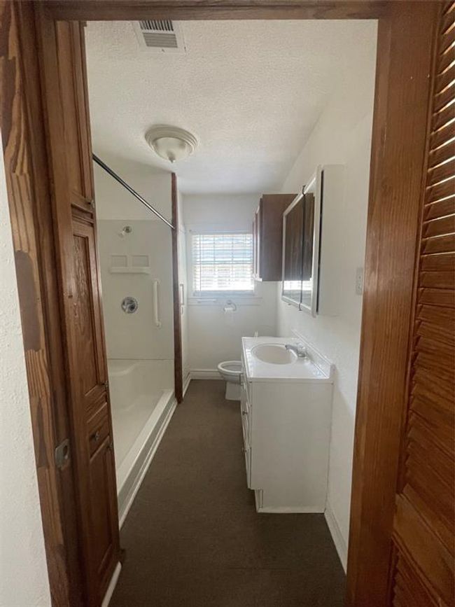 1323 Degge Circle, Sold in Garland Zoocasa