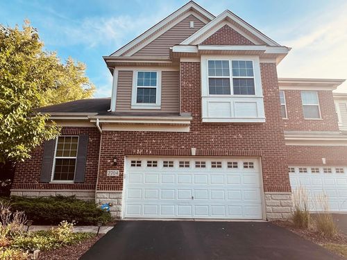 2704 Blakely Ln, Naperville, IL, 60540-1906 | Card Image