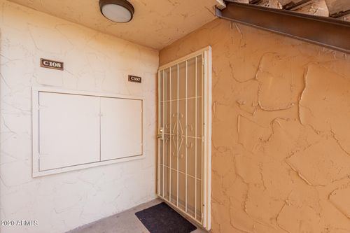 c107-8055 E Thomas Rd, Scottsdale, AZ, 85251-6633 | Card Image