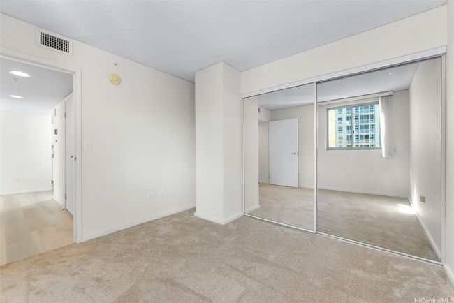 APT-1403 - 1314 Kalakaua Ave, Condo with 2 bedrooms, 1 bathrooms and 1 parking in Honolulu HI | Image 14