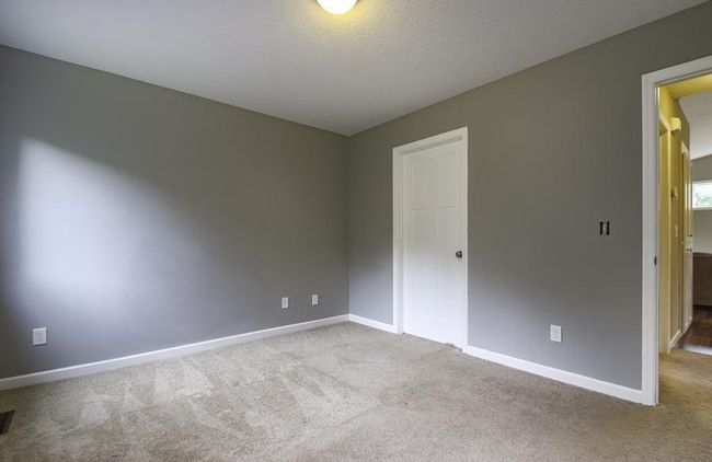 Inside-13.jpg | Image 12