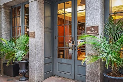 303-336 Camp Street, New Orleans, LA, 70130 | Card Image