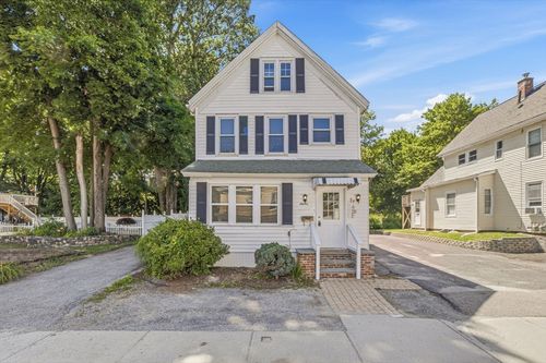 11 Brook St, Marlborough, MA, 01752-2818 | Card Image