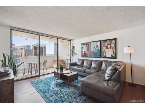 apt-28g-1020 15th St, Denver, CO, 80202-2313 | Card Image