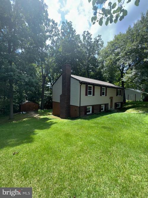 800 Dunlap St, FREDERICKSBURG, VA, 22407-1489 | Card Image