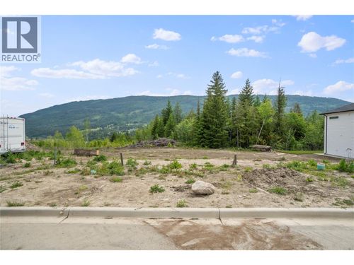 6820 42 Street Ne, Salmon Arm, BC, V0E1K0 | Card Image