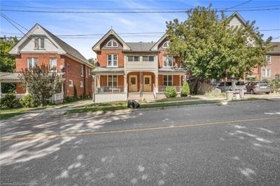 174 - 176 Darling St, Home with 7 bedrooms, 4 bathrooms and 6 parking in Brantford ON | Image 2