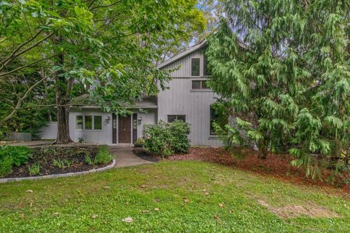 94 Old Town Farm Rd, Woodbury, CT, 06798-2224 | Card Image