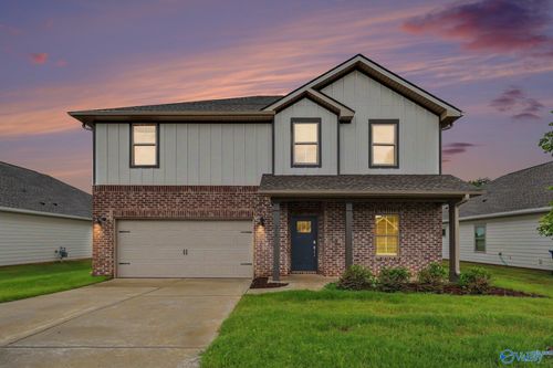315 Pond Spring Dr, Huntsville, AL, 35811-8161 | Card Image